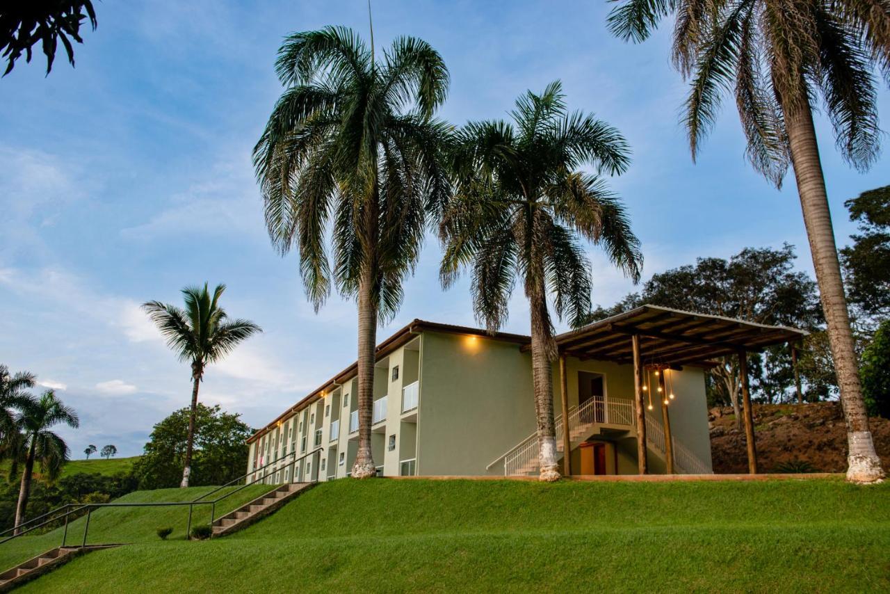 Hotel Fazenda Vale Da Cachoeira Серра-Негра Экстерьер фото